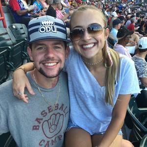 Meet your Posher, Chase